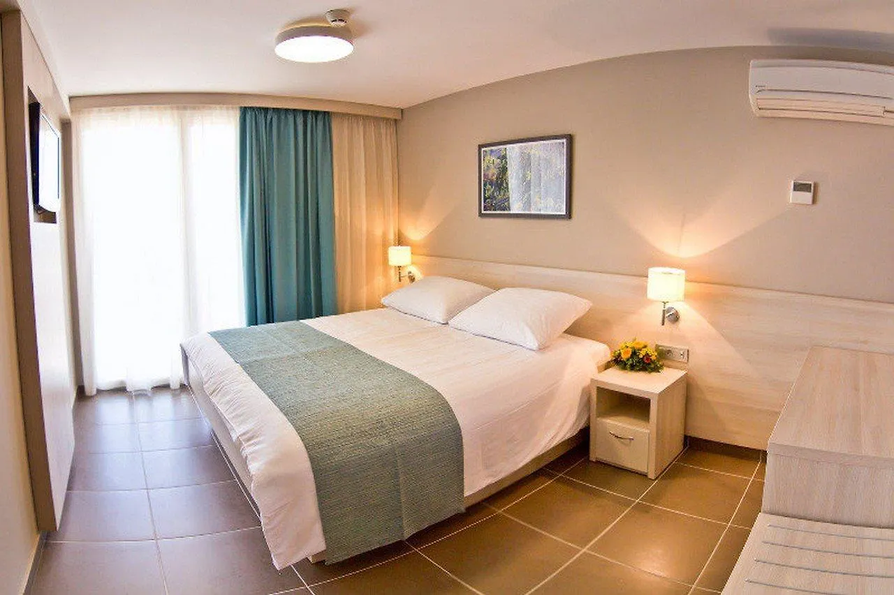 *** Hotel San Marino Sunny Resort By Valamar - Lopar Family Croácia