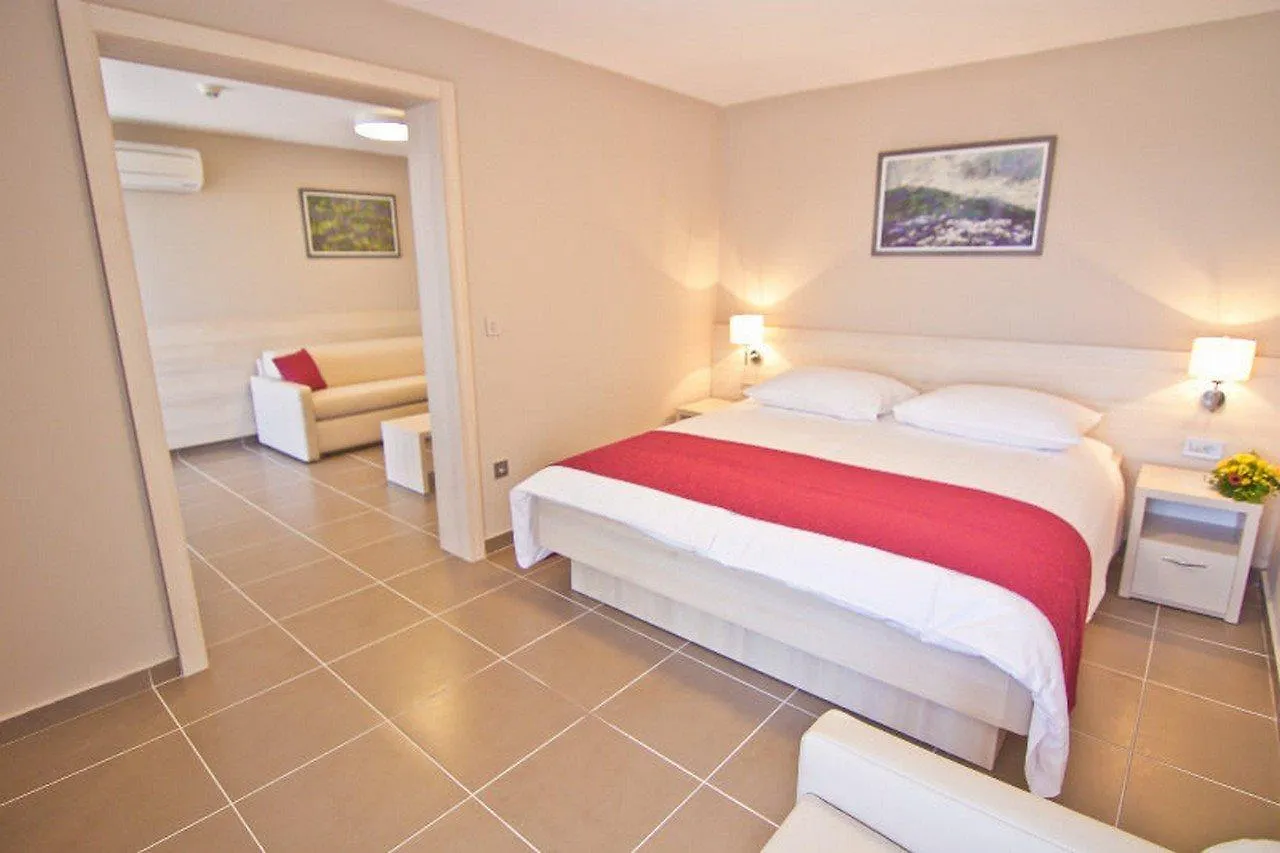 San Marino Sunny Resort By Valamar - Lopar Family Hotel